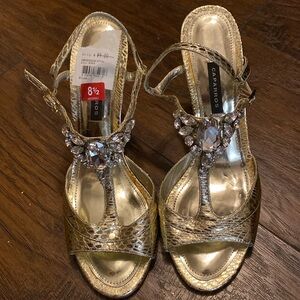 Gold heels, never worn